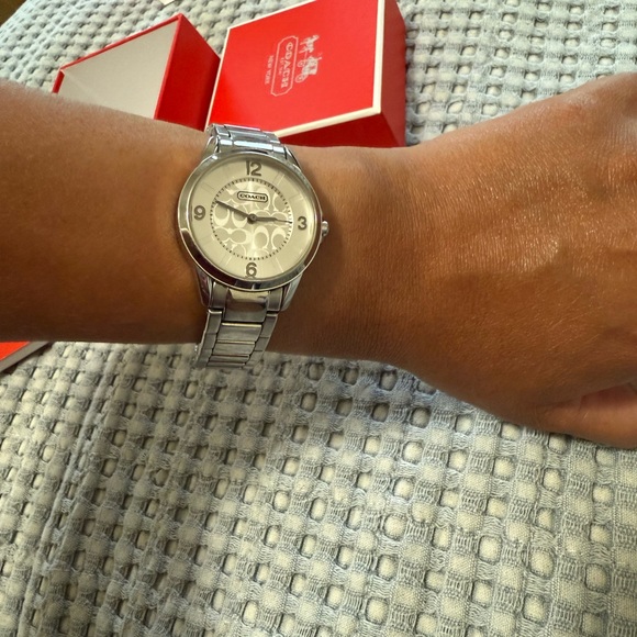 ⌚️Vintage Coach Watch - Picture 15 of 15